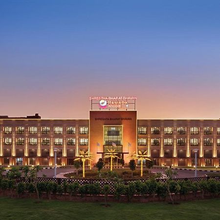 Ramada Encore By Wyndham Statue Of Unity Kevadia Exterior photo